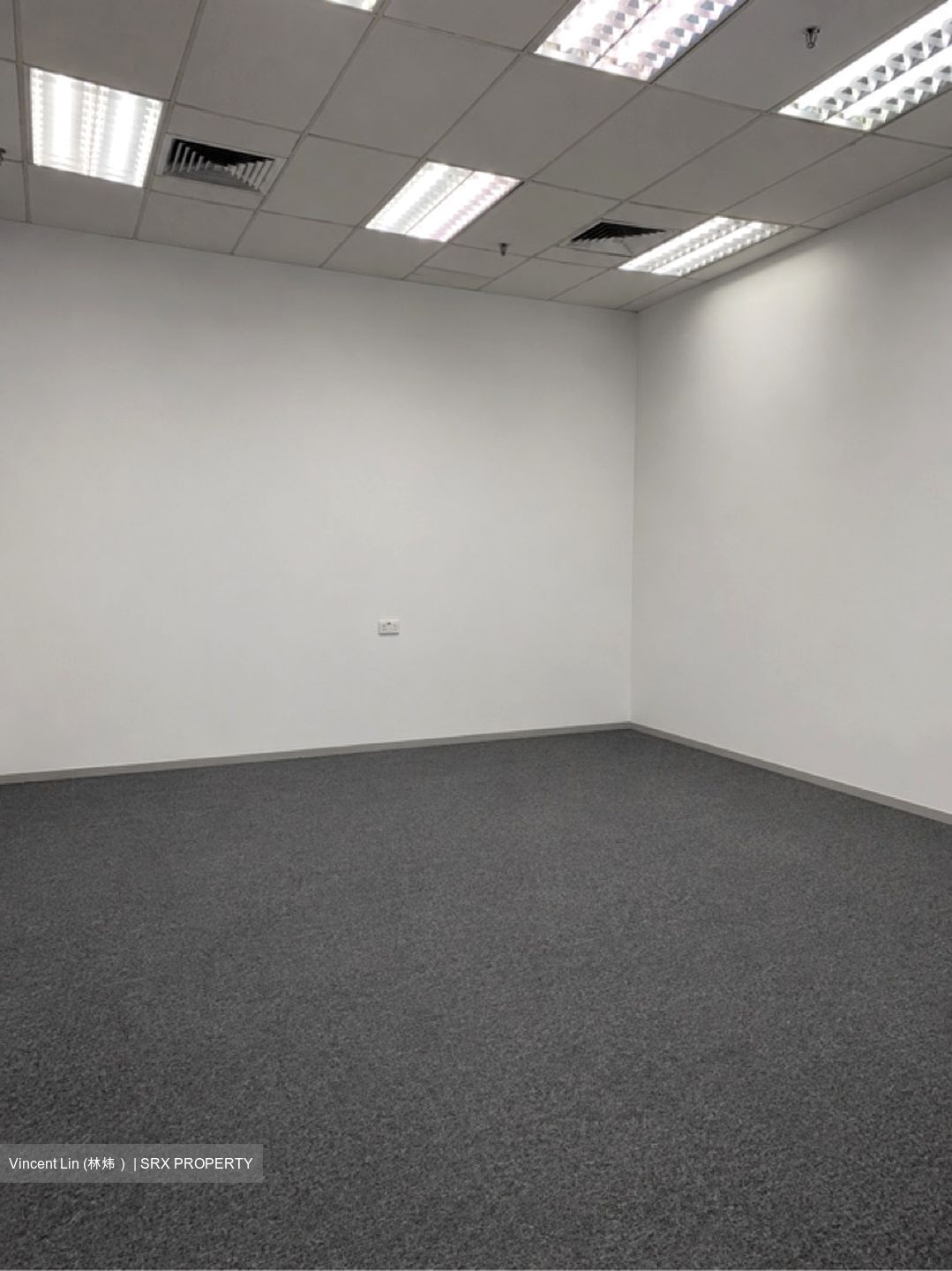 Sindo Industrial Building (D13), Warehouse #597742361